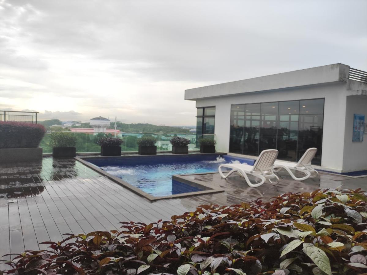 2bedroom 5 Mins To Midvalley 10 Mins To Ciq * Johor Bahru